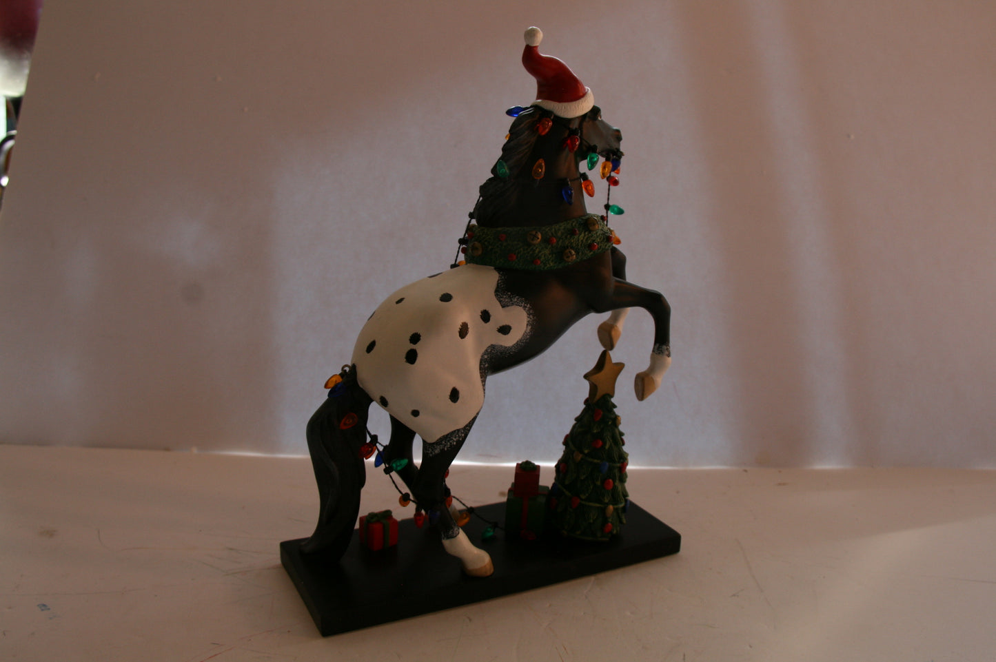 Enesco The Trail of Painted Ponies Appy Holidays Figurine