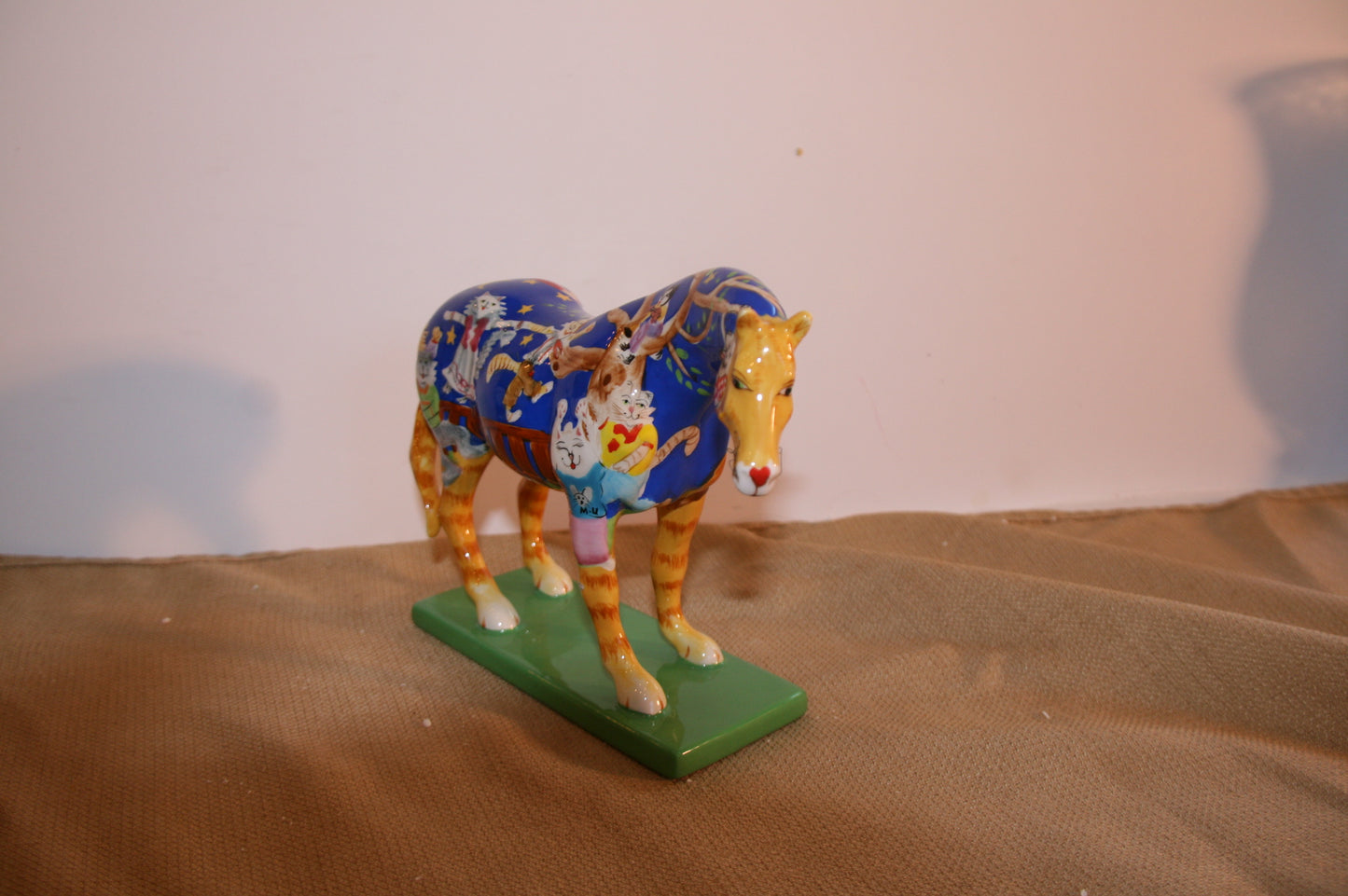 Enesco The Trail of Painted Ponies Kitty Cat's Ball Figurine