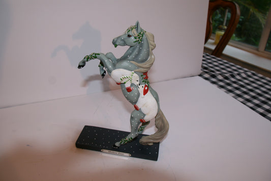 Enesco The Trail of Painted Ponies Mistletoe Kisses Figurine