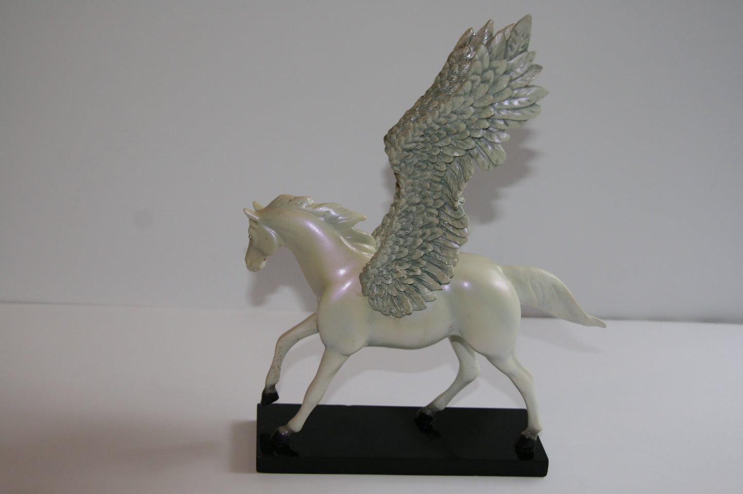 Enesco The Trail of Painted Ponies Silver Lining Figurine